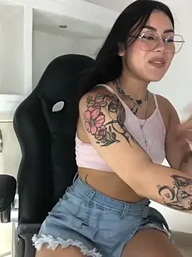 emily 22x online show from 02.25.25