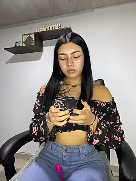 emily 22x online show from 03.21.25