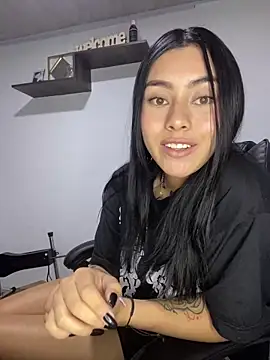 emily 22x online show from 03.22.25