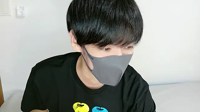 Snapshot of itsme_LEON chatting on 10.15.25 itsme LEON online show from 10.15.25