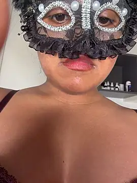 Snapshot of Bella_Luna18 chatting on 03.02.26 Bella Luna18 online show from 03.02.26