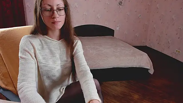 Pantyhose Mila online show from 02.04.25