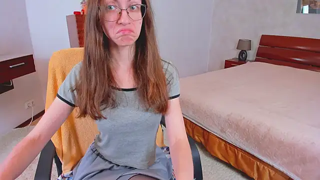 Snapshot of Pantyhose_Mila chatting on 03.21.26 Pantyhose Mila online show from 03.21.26