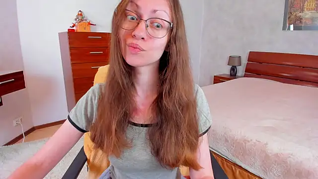 Pantyhose Mila online show from 06.28.26