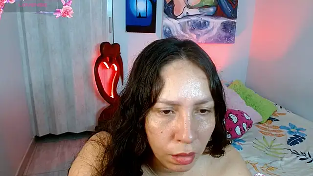 Snapshot of naihroby chatting on 10.07.25 naihroby online show from 10.07.25