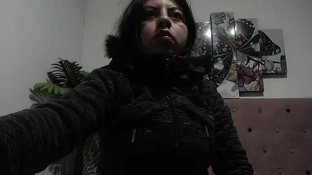 CarolineBrunx online show from 03.05.25