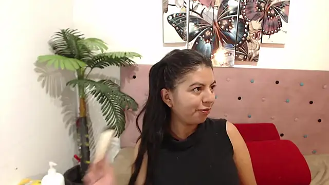 CarolineBrunx online show from 03.15.25