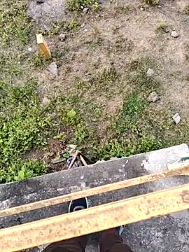 Ishan003 online show from 04.04.26