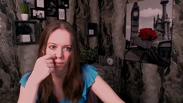 Snapshot of GloriaSi_ chatting on 05.05.26 GloriaSi online show from 05.05.26