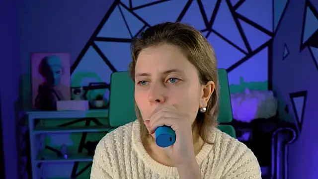 LolaAsmus online show from 12.04.24