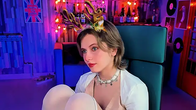LolaAsmus online show from 12.20.24