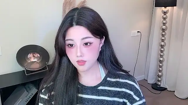 Strawberrybabyy1 online show from 03.01.25