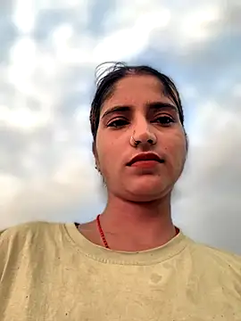 Snapshot of DiyAsingHh chatting on 10.01.25 DiyAsingHh online show from 10.01.25