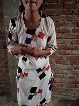 Snapshot of DiyAsingHh chatting on 10.02.25 DiyAsingHh online show from 10.02.25