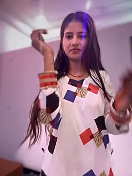 Snapshot of DiyAsingHh chatting on 11.02.25 DiyAsingHh online show from 11.02.25