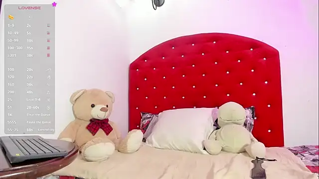 Snapshot of brittany_williams_ chatting on 03.22.25 brittany williams online show from 03.22.25