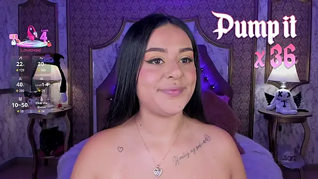 SoffiQueen online show from 04.10.26