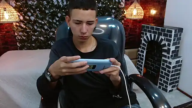 Snapshot of JackSwan18 chatting on 12.03.24 JackSwan18 online show from 12.03.24