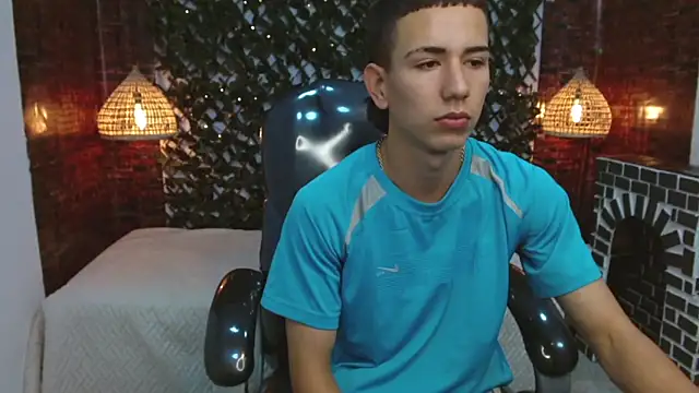 Snapshot of JackSwan18 chatting on 12.04.24 JackSwan18 online show from 12.04.24