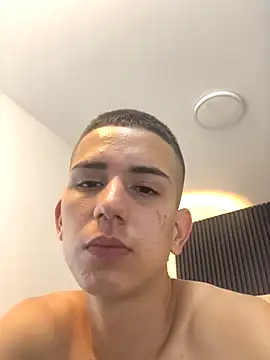 Snapshot of JackSwan18 chatting on 10.07.25 JackSwan18 online show from 10.07.25