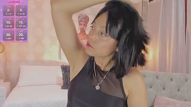 IVY QADESH online show from 03.08.25