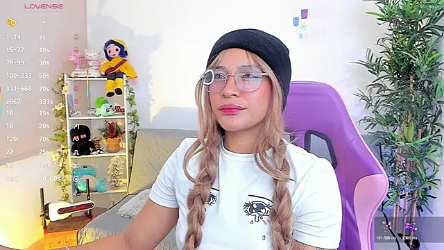 natty romanof 18 online show from 02.20.26