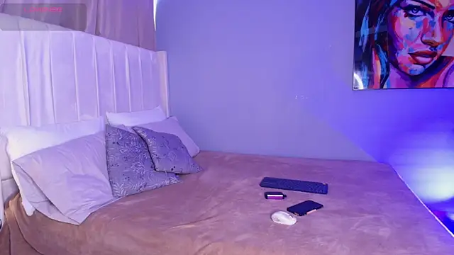 Shenoa1 online show from 12.04.25