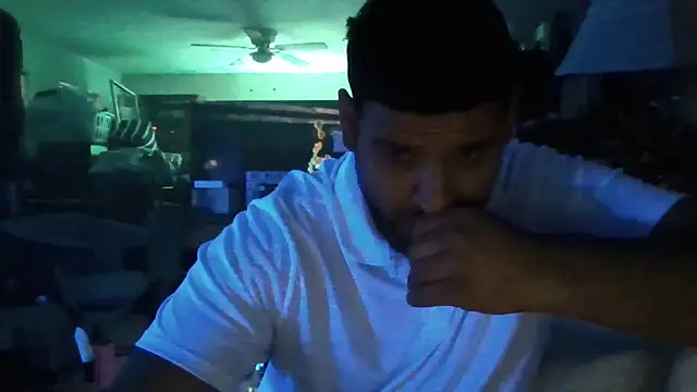 Insaneskillzz69 online show from 04.21.26