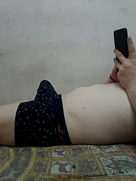 mohnis76 online show from 04.14.26