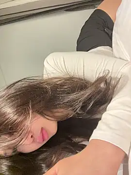 Snapshot of Mia_Meow_ chatting on 02.17.25 Mia Meow  online show from 02.17.25