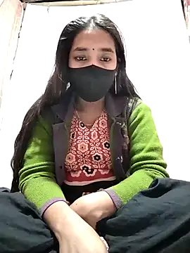 Snapshot of Etha-Moni chatting on 12.14.24 Etha-Moni online show from 12.14.24