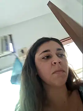 luuhcat09 online show from 11.18.25