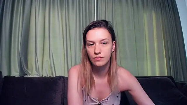 LaraStone69 online show from 06.28.26