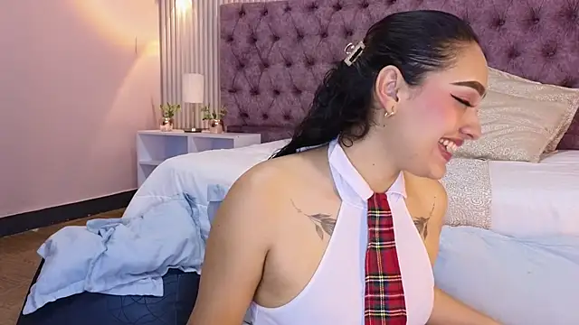 EMILYY FOXY online show from 11.20.25