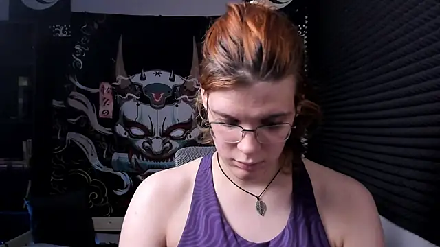 Snapshot of KIKI_Krash chatting on 12.24.24 KIKI Krash online show from 12.24.24