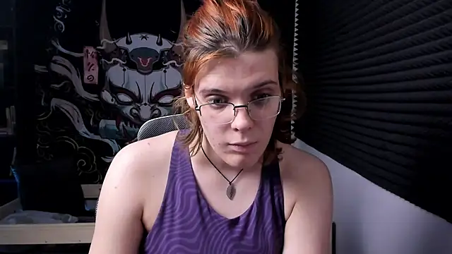 Snapshot of KIKI_Krash chatting on 12.24.24 KIKI Krash online show from 12.24.24