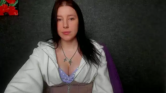 Snapshot of Sannyflover chatting on 02.15.25 Sannyflover online show from 02.15.25