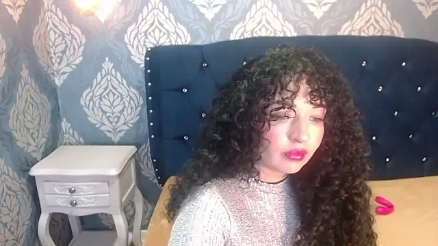 Sofiacowperx online show from 11.14.25