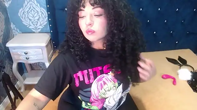 Sofiacowperx online show from 02.26.26