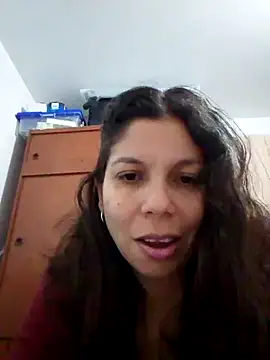 Carliina Soussa online show from 12.27.24
