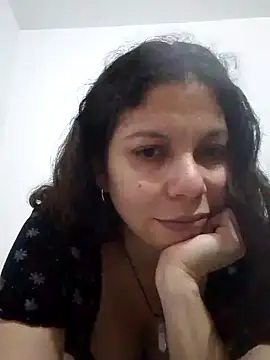 Carliina Soussa online show from 01.06.25