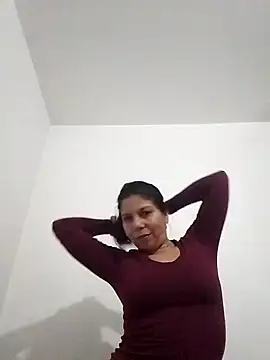 Carliina Soussa online show from 01.21.25