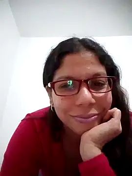 Carliina Soussa online show from 01.23.25