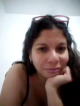 Carliina Soussa online show from 01.27.25