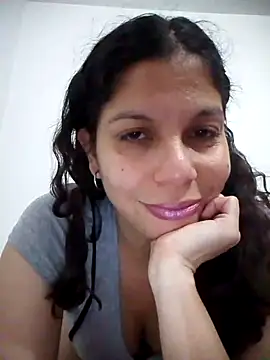 Carliina Soussa online show from 02.13.25