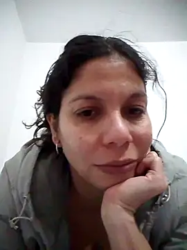 Carliina Soussa online show from 02.15.25
