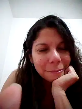 Carliina Soussa online show from 02.20.25
