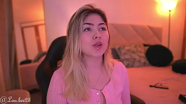 Lau Bee online show from 09.18.25