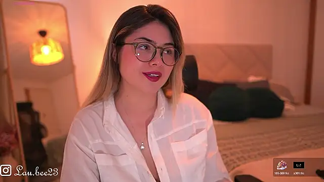 Lau Bee online show from 02.01.26