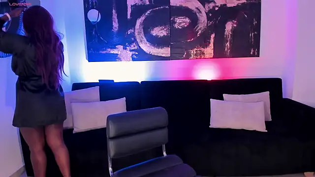 SavannahStorm online show from 02.04.25